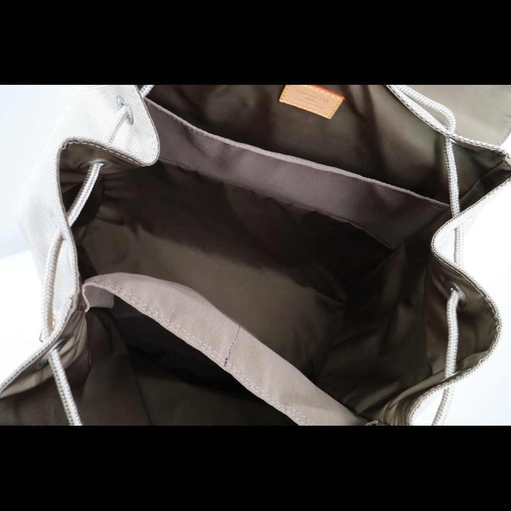 ❌NOT AVAILABLE❌ Louis Vuitton Sable Damier Geant Pionnier Backpack - Picture 6 of 16
